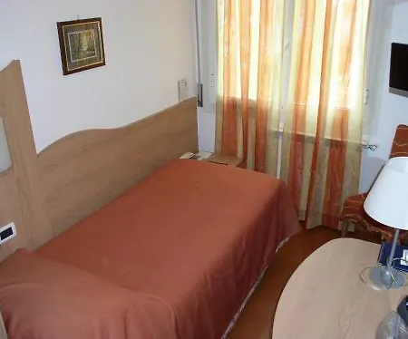 Hotel Hotel Zurigo Varazze