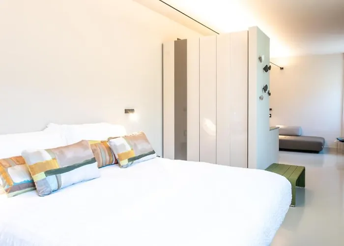 Zurigo Hotell Varazze