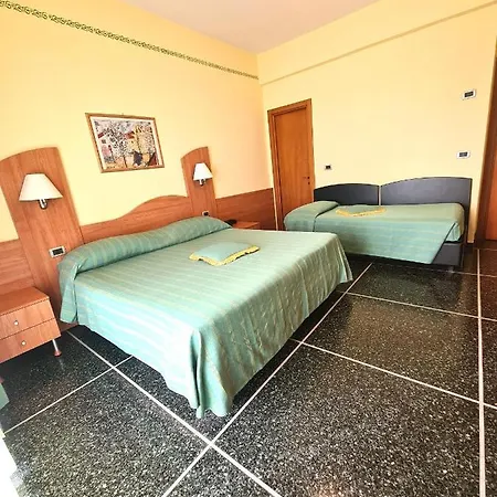 Hotel Zurigo Varazze